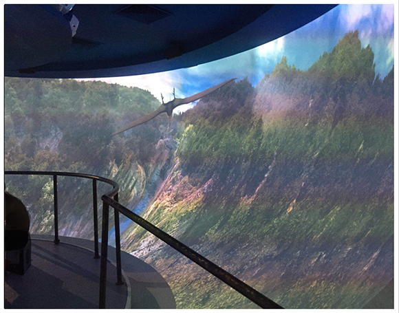 ���T�{360�ȭh(hu��n)Ļչ�dͶӰ�ں�